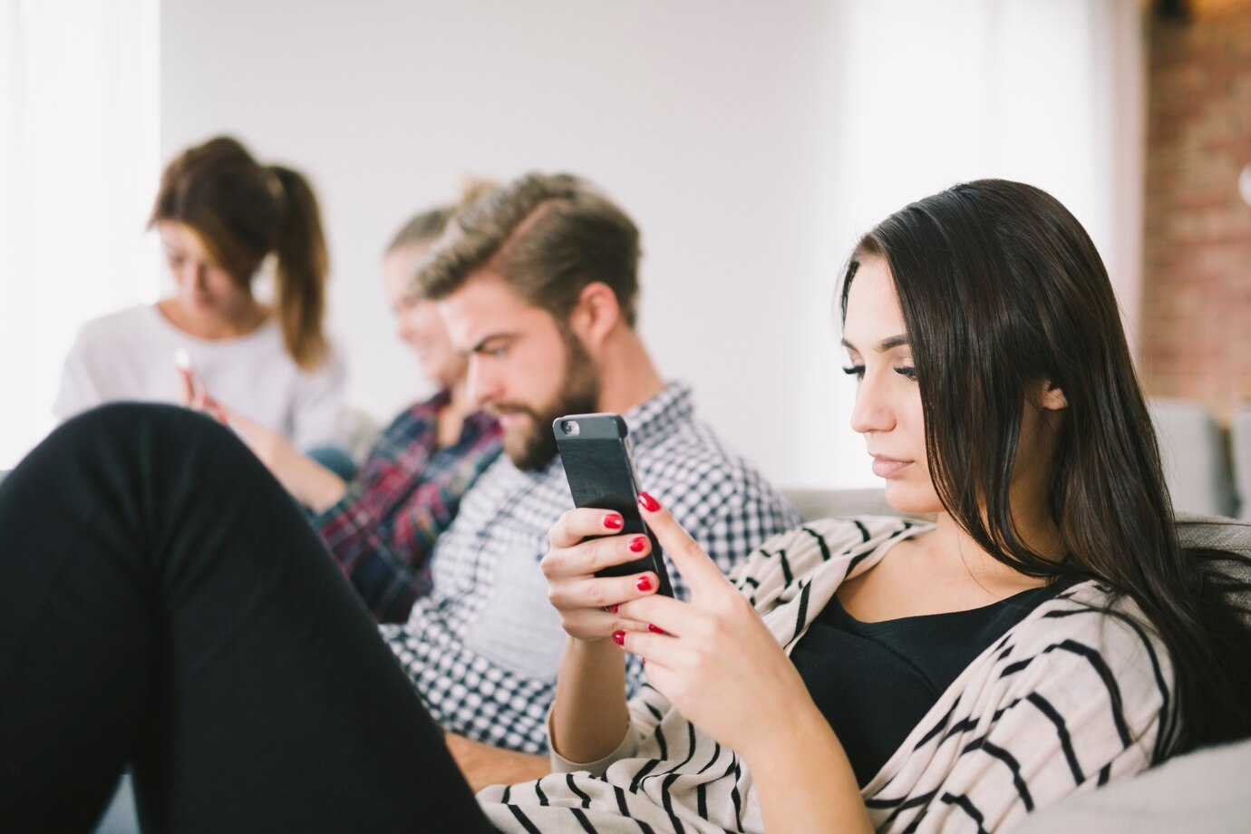 Image showcasing How to Stop Phone Addiction: Proven Methods & Strategies